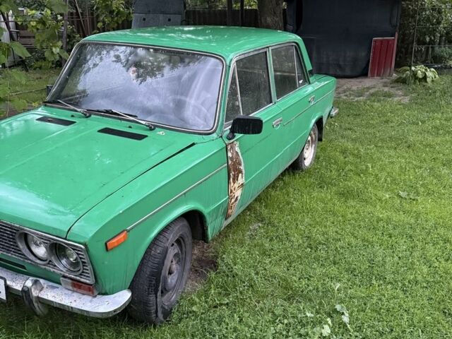Зеленый ВАЗ 2103, объемом двигателя 1.5 л и пробегом 500 тыс. км за 750 $, фото 2 на Automoto.ua