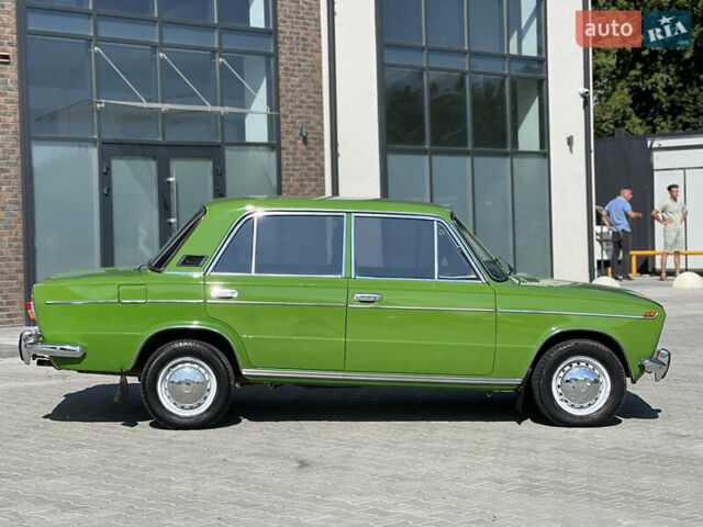 Зеленый ВАЗ 2103, объемом двигателя 1.5 л и пробегом 77 тыс. км за 3000 $, фото 10 на Automoto.ua