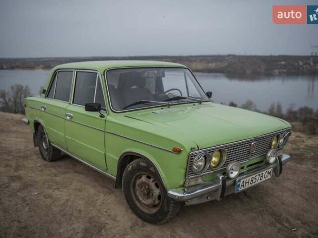 Зеленый ВАЗ 2103, объемом двигателя 1.45 л и пробегом 70 тыс. км за 600 $, фото 2 на Automoto.ua