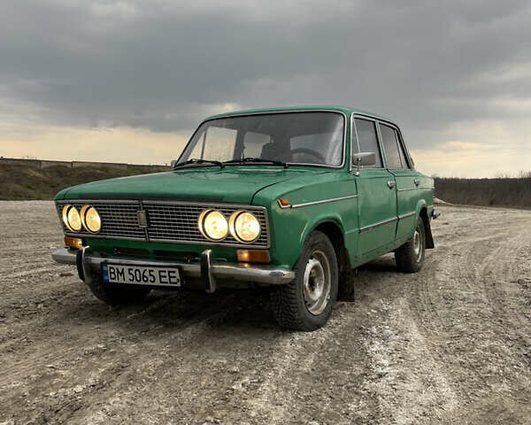 Зеленый ВАЗ 2103, объемом двигателя 1.29 л и пробегом 300 тыс. км за 780 $, фото 1 на Automoto.ua