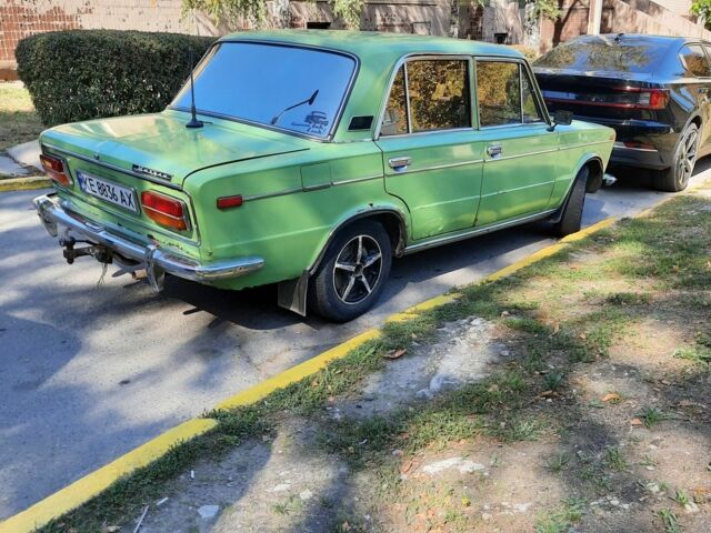 ВАЗ 2103 1982 в Днепре (Днепропетровске) на Automoto.ua Зеленый ВАЗ 2103, объемом двигателя 1.5 л и пробегом 179 тыс. км за 891 $, фото 3 на Automoto.ua