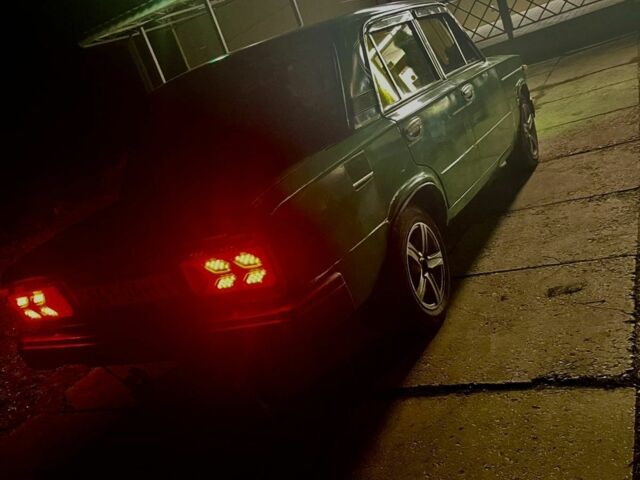 Зеленый ВАЗ 2103, объемом двигателя 0 л и пробегом 542 тыс. км за 715 $, фото 23 на Automoto.ua