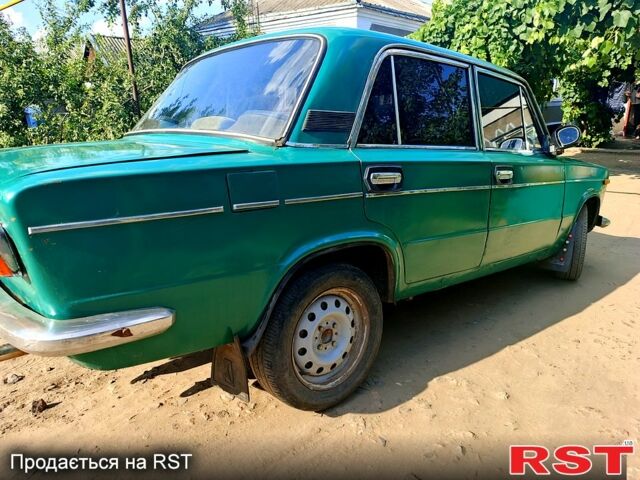 Зеленый ВАЗ 2103, объемом двигателя 1.5 л и пробегом 200 тыс. км за 750 $, фото 3 на Automoto.ua