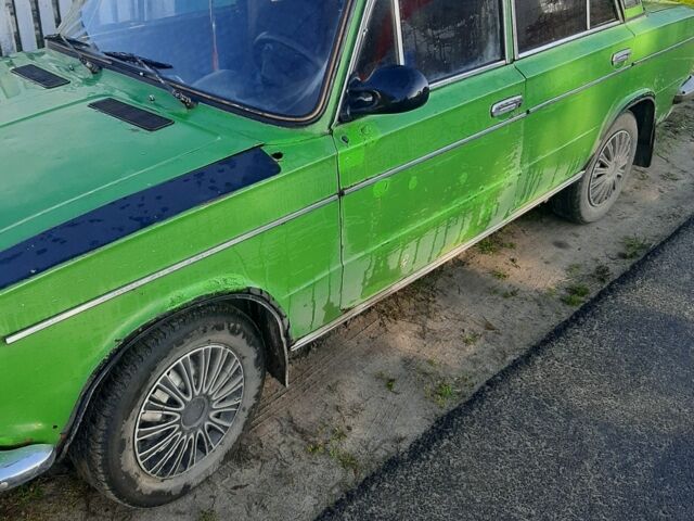 Зеленый ВАЗ 2103, объемом двигателя 1 л и пробегом 2 тыс. км за 350 $, фото 3 на Automoto.ua