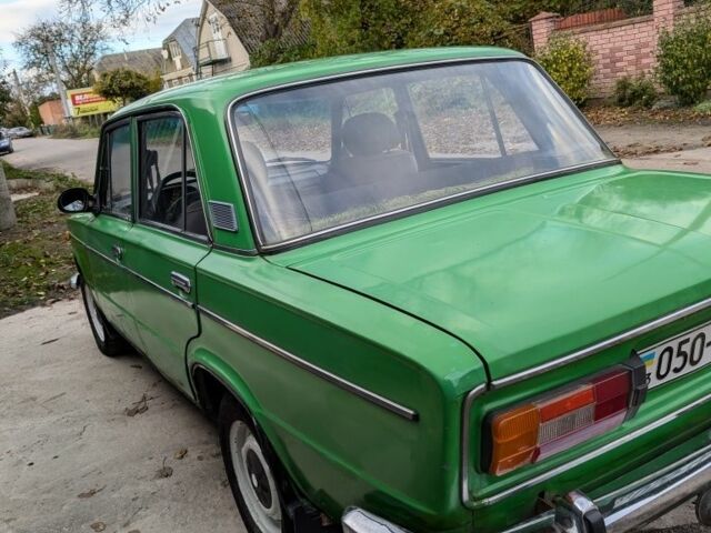 Зеленый ВАЗ 2103, объемом двигателя 1.5 л и пробегом 199 тыс. км за 675 $, фото 2 на Automoto.ua