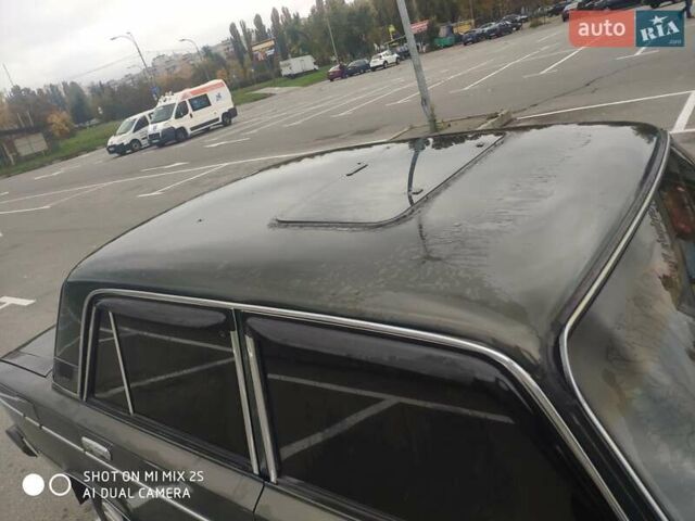 Зеленый ВАЗ 2103, объемом двигателя 0 л и пробегом 300 тыс. км за 700 $, фото 2 на Automoto.ua