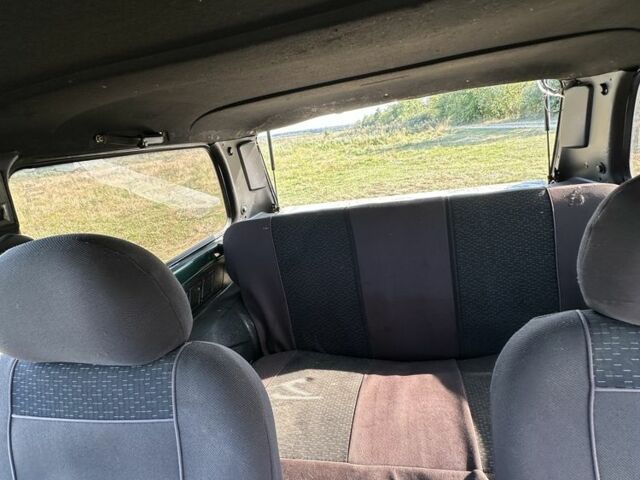 Зеленый ВАЗ 2103, объемом двигателя 1.7 л и пробегом 300 тыс. км за 2400 $, фото 1 на Automoto.ua