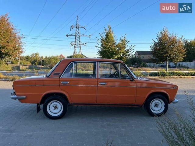 Оранжевый ВАЗ 2103, объемом двигателя 1.5 л и пробегом 145 тыс. км за 1299 $, фото 5 на Automoto.ua