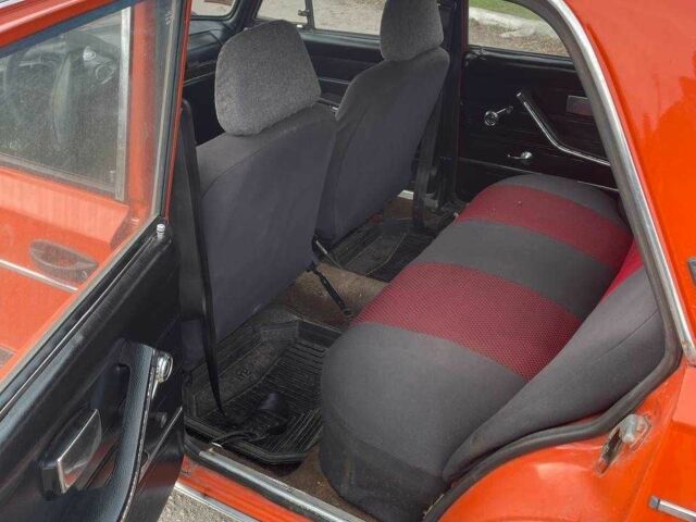 Помаранчевий ВАЗ 2103, об'ємом двигуна 1.5 л та пробігом 100 тис. км за 1150 $, фото 7 на Automoto.ua