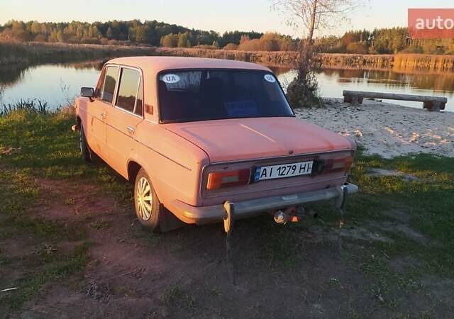 Оранжевый ВАЗ 2103, объемом двигателя 1.45 л и пробегом 160 тыс. км за 571 $, фото 2 на Automoto.ua