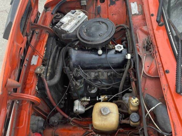 Помаранчевий ВАЗ 2103, об'ємом двигуна 1.5 л та пробігом 100 тис. км за 1150 $, фото 13 на Automoto.ua