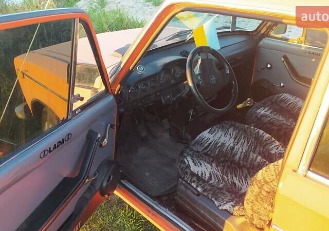 Оранжевый ВАЗ 2103, объемом двигателя 1.45 л и пробегом 160 тыс. км за 571 $, фото 6 на Automoto.ua
