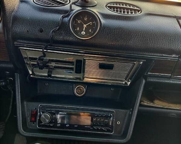 Помаранчевий ВАЗ 2103, об'ємом двигуна 0 л та пробігом 50 тис. км за 1500 $, фото 12 на Automoto.ua