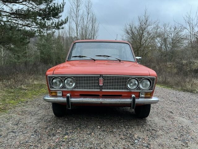 Помаранчевий ВАЗ 2103, об'ємом двигуна 1.3 л та пробігом 53 тис. км за 2500 $, фото 1 на Automoto.ua