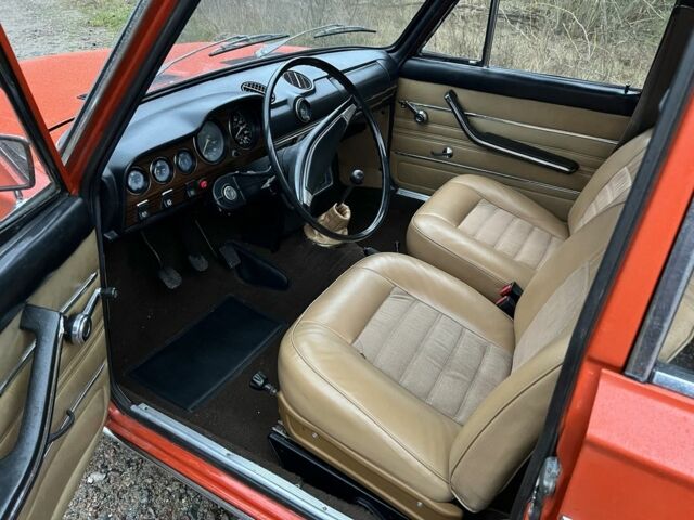 Помаранчевий ВАЗ 2103, об'ємом двигуна 1.3 л та пробігом 53 тис. км за 2500 $, фото 6 на Automoto.ua