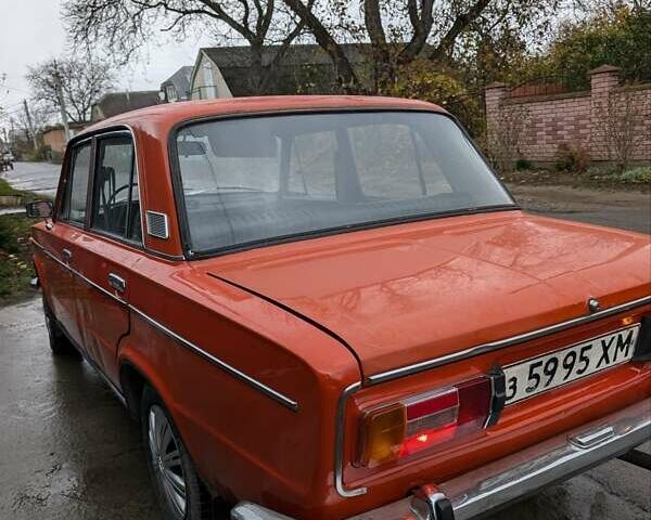 Оранжевый ВАЗ 2103, объемом двигателя 1.3 л и пробегом 173 тыс. км за 760 $, фото 2 на Automoto.ua