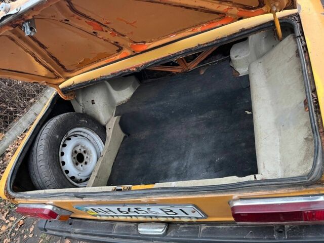 Оранжевый ВАЗ 2103, объемом двигателя 0 л и пробегом 15 тыс. км за 239 $, фото 5 на Automoto.ua