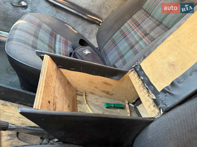 Помаранчевий ВАЗ 2103, об'ємом двигуна 1.5 л та пробігом 120 тис. км за 600 $, фото 10 на Automoto.ua