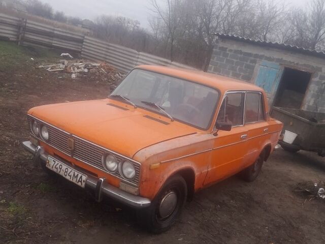 Оранжевый ВАЗ 2103, объемом двигателя 0 л и пробегом 100 тыс. км за 450 $, фото 1 на Automoto.ua