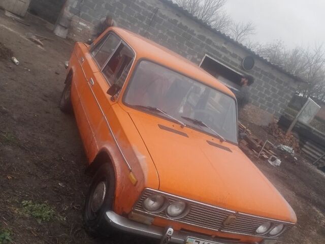 Оранжевый ВАЗ 2103, объемом двигателя 0 л и пробегом 100 тыс. км за 450 $, фото 2 на Automoto.ua