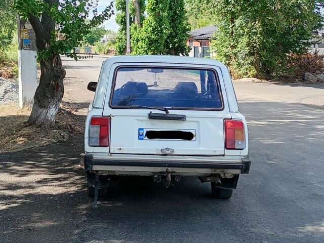 Белый ВАЗ 2104, объемом двигателя 1 л и пробегом 250 тыс. км за 650 $, фото 3 на Automoto.ua