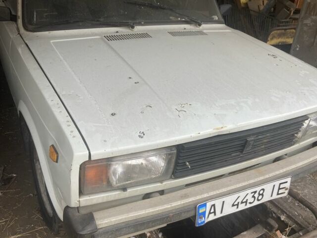 Белый ВАЗ 2104, объемом двигателя 0 л и пробегом 200 тыс. км за 500 $, фото 1 на Automoto.ua