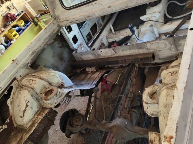 Белый ВАЗ 2104, объемом двигателя 0 л и пробегом 330 тыс. км за 2000 $, фото 2 на Automoto.ua