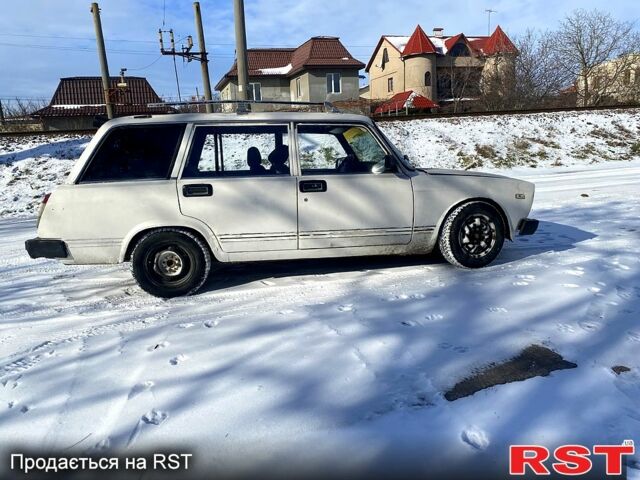 Белый ВАЗ 2104, объемом двигателя 1.5 л и пробегом 145 тыс. км за 350 $, фото 4 на Automoto.ua