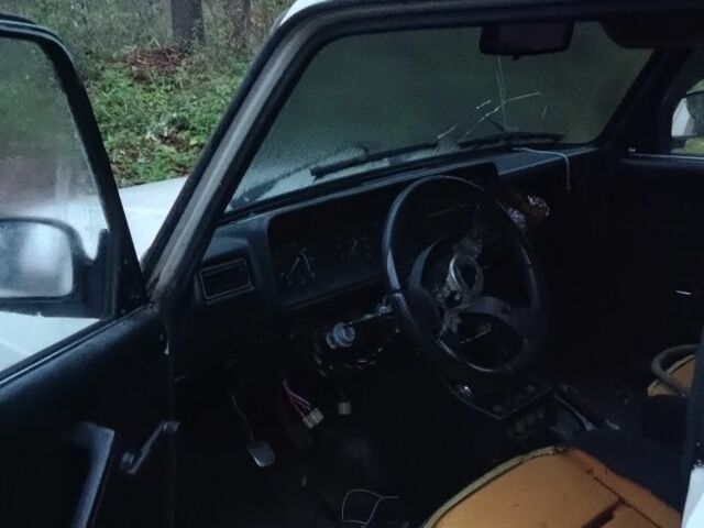 Белый ВАЗ 2104, объемом двигателя 1 л и пробегом 87 тыс. км за 310 $, фото 4 на Automoto.ua