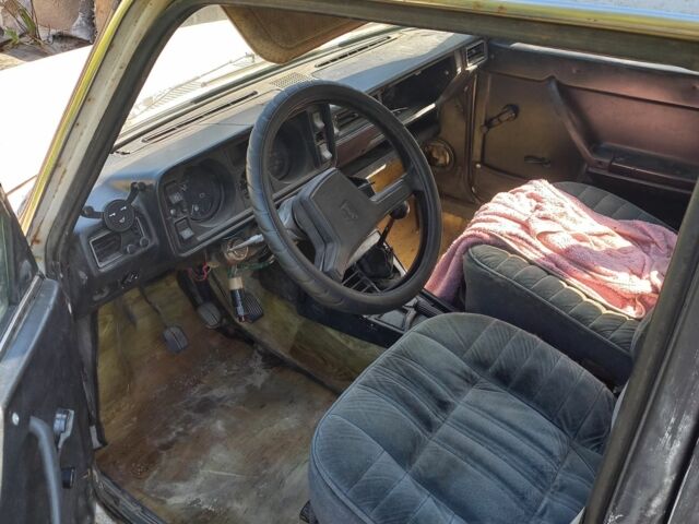 Белый ВАЗ 2104, объемом двигателя 1.5 л и пробегом 120 тыс. км за 286 $, фото 2 на Automoto.ua