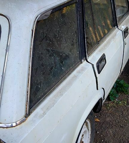 Білий ВАЗ 2104, об'ємом двигуна 1.5 л та пробігом 186 тис. км за 350 $, фото 6 на Automoto.ua