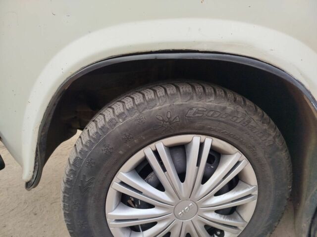 Белый ВАЗ 2104, объемом двигателя 1.5 л и пробегом 30 тыс. км за 953 $, фото 1 на Automoto.ua