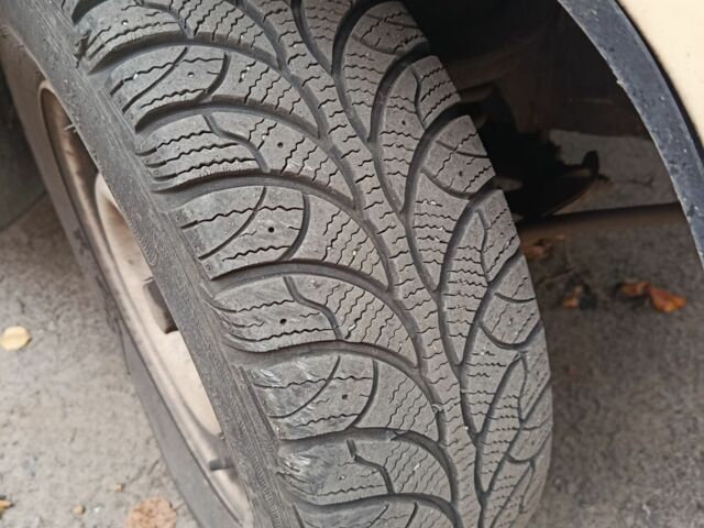 Белый ВАЗ 2104, объемом двигателя 1 л и пробегом 1000 тыс. км за 600 $, фото 8 на Automoto.ua