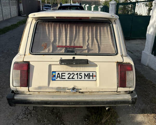 Белый ВАЗ 2104, объемом двигателя 1.3 л и пробегом 210 тыс. км за 600 $, фото 3 на Automoto.ua