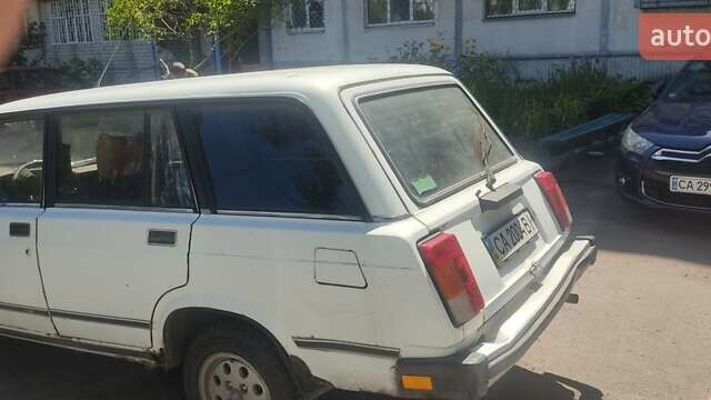 Белый ВАЗ 2104, объемом двигателя 1.3 л и пробегом 200 тыс. км за 550 $, фото 1 на Automoto.ua