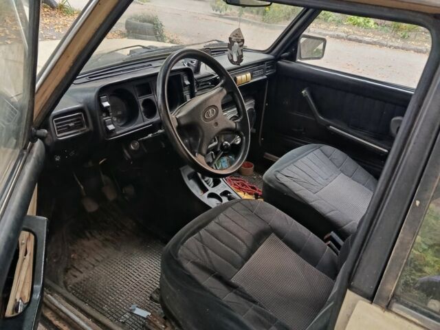 Белый ВАЗ 2104, объемом двигателя 1 л и пробегом 1000 тыс. км за 600 $, фото 6 на Automoto.ua