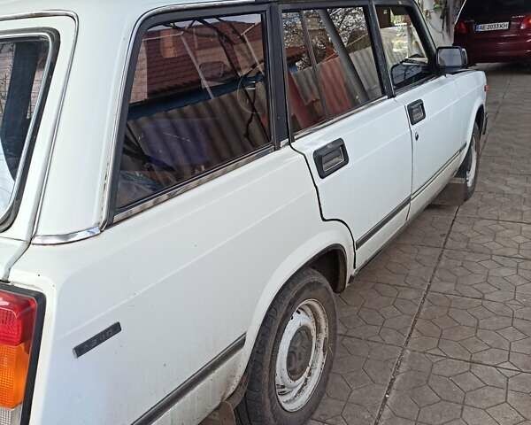 Белый ВАЗ 2104, объемом двигателя 1.3 л и пробегом 90 тыс. км за 1211 $, фото 1 на Automoto.ua