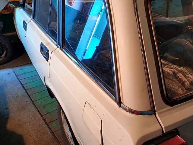 Белый ВАЗ 2104, объемом двигателя 1.3 л и пробегом 173 тыс. км за 550 $, фото 3 на Automoto.ua