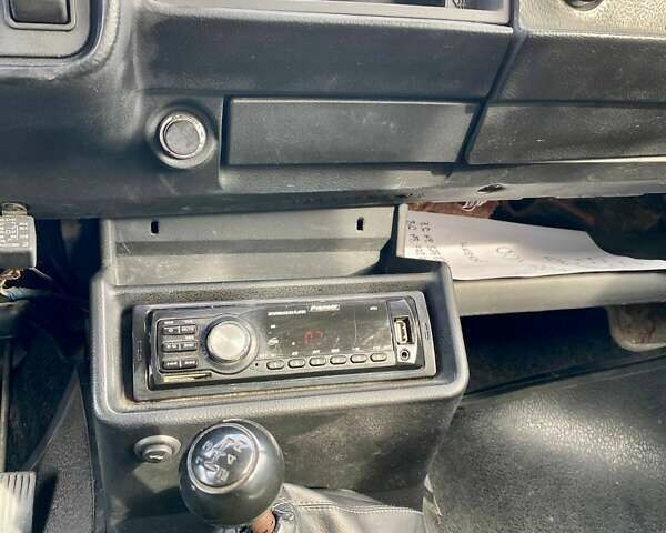 Белый ВАЗ 2104, объемом двигателя 1.29 л и пробегом 250 тыс. км за 999 $, фото 13 на Automoto.ua