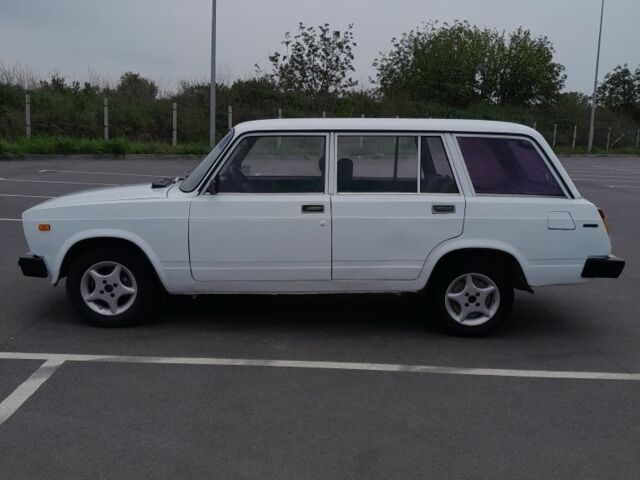 Белый ВАЗ 2104, объемом двигателя 1.5 л и пробегом 123 тыс. км за 900 $, фото 2 на Automoto.ua