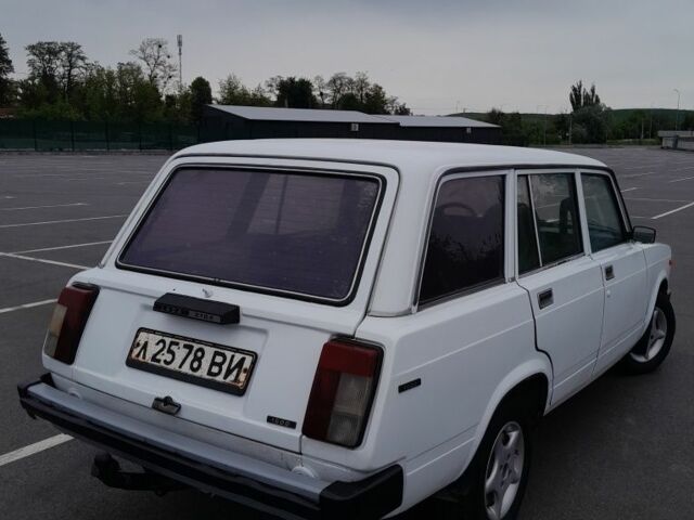 Белый ВАЗ 2104, объемом двигателя 1.5 л и пробегом 123 тыс. км за 900 $, фото 4 на Automoto.ua