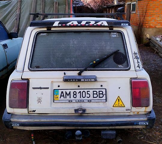 Белый ВАЗ 2104, объемом двигателя 15 л и пробегом 0 тыс. км за 900 $, фото 6 на Automoto.ua