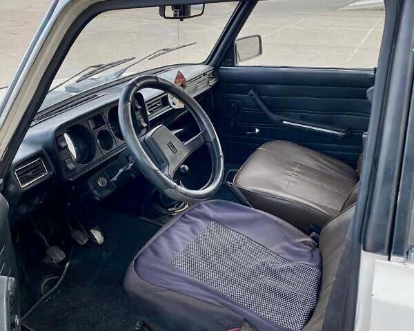 Белый ВАЗ 2104, объемом двигателя 1.29 л и пробегом 250 тыс. км за 999 $, фото 1 на Automoto.ua