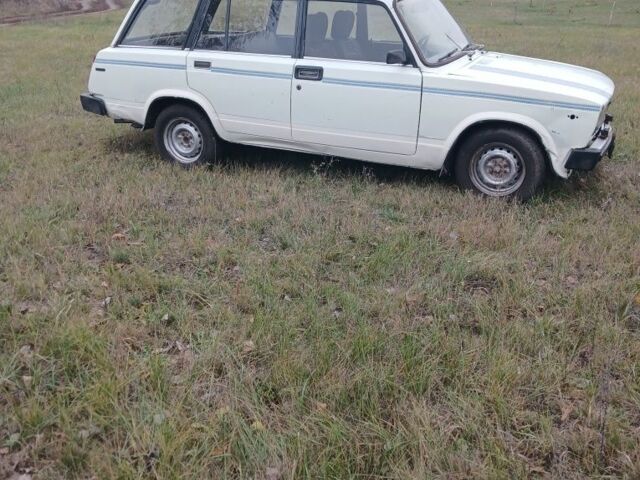 Белый ВАЗ 2104, объемом двигателя 0 л и пробегом 87 тыс. км за 550 $, фото 1 на Automoto.ua