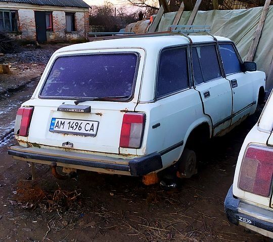 Белый ВАЗ 2104, объемом двигателя 15 л и пробегом 0 тыс. км за 900 $, фото 5 на Automoto.ua