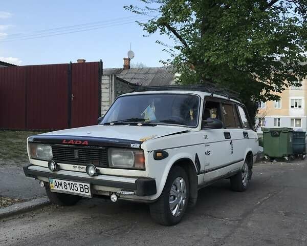 Белый ВАЗ 2104, объемом двигателя 1.3 л и пробегом 140 тыс. км за 850 $, фото 3 на Automoto.ua