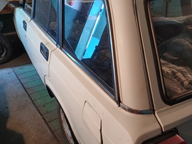 Белый ВАЗ 2104, объемом двигателя 1.3 л и пробегом 173 тыс. км за 650 $, фото 4 на Automoto.ua