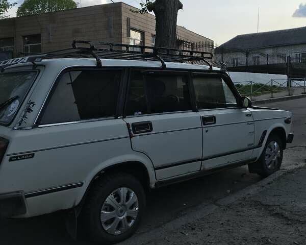 Белый ВАЗ 2104, объемом двигателя 1.3 л и пробегом 140 тыс. км за 850 $, фото 1 на Automoto.ua