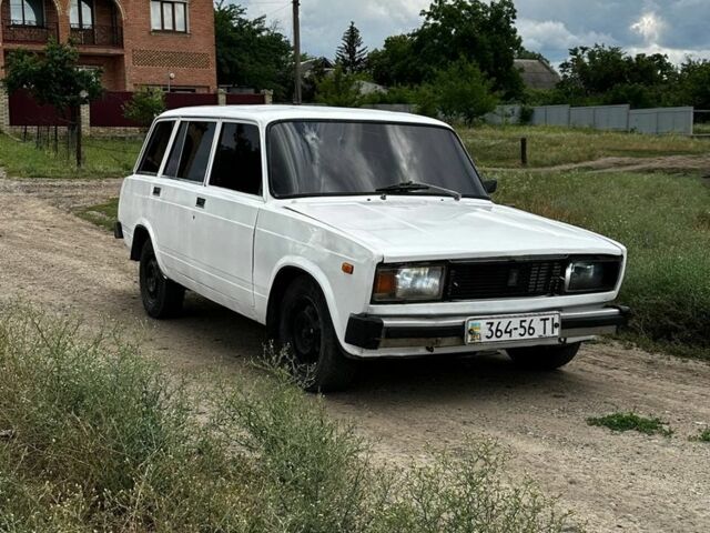 Білий ВАЗ 2104, об'ємом двигуна 1.5 л та пробігом 1000 тис. км за 562 $, фото 1 на Automoto.ua