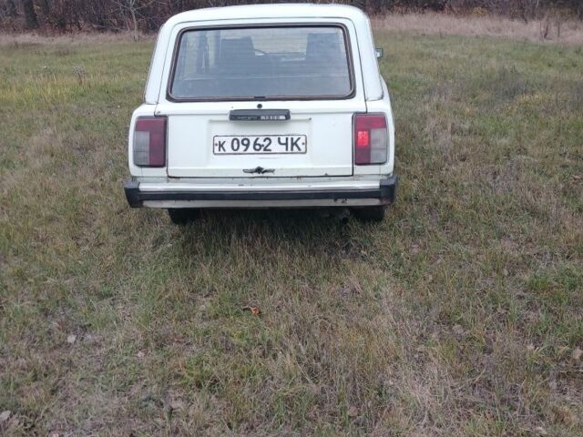 Белый ВАЗ 2104, объемом двигателя 0 л и пробегом 87 тыс. км за 550 $, фото 2 на Automoto.ua